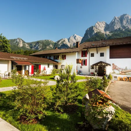 Bayern Resort Hotel (Adults Only)