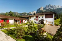 Bayern Resort Hotel (Adults Only)