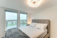 Seabreeze Retreat Waterfront Home Near Sargent - Wi-Fi