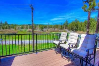 Park View Paradise 3 Bedroom Condo by RedAwning