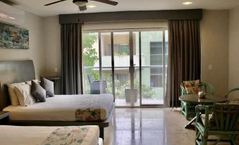 5a Coral Suites