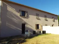 90m² apartment (4-5 people) in a quiet area - MONTI Hotels in Canale-di-Verde