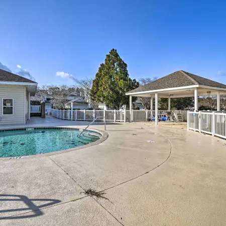Golfers Paradise in Myrtle Beach w/ Balcony!