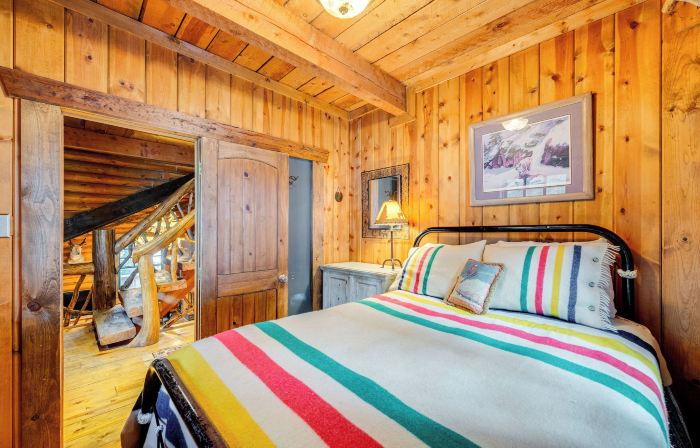 ~ 13 Mi to Main St: Park City Cabin w/ Mtn Views!