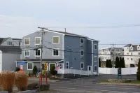 Rhea's Inn by the Sea