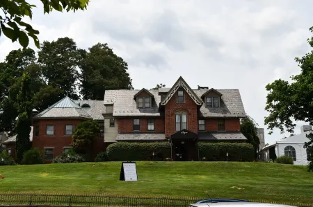 The Sayre Mansion