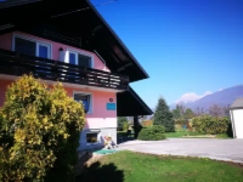 Rooms & Apartments Jana Hotels in Kranj
