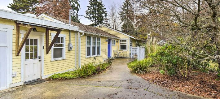Bainbridge Island Abode < 1 Mi to Winslow! Ξενοδοχεία στην πόλη Kitsap County