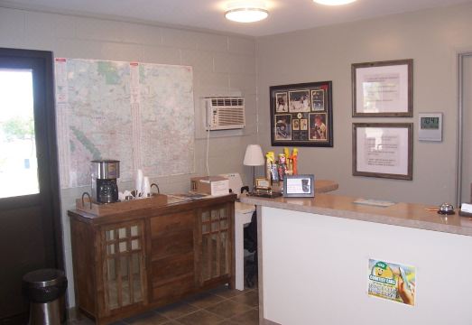 보더 인 & 스위트 로이드민스터