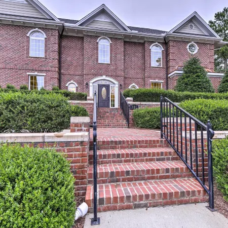 Anderson Creek Resort Condo on Golf Course w/ Pool