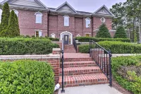 Anderson Creek Resort Condo on Golf Course w/ Pool - parking