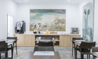 Blu Hostal Diana