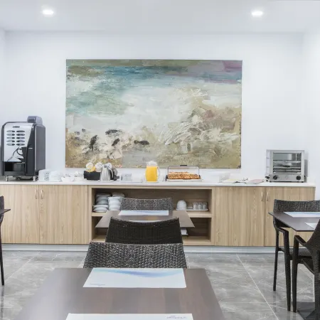 Blu Hostal Diana