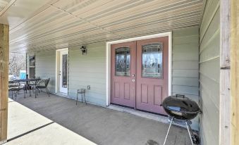 'Kimberly's Hope' Clark Apt on Farm w/ Pool Access