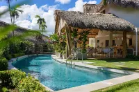 Takuma Boutik Hotel - Pools