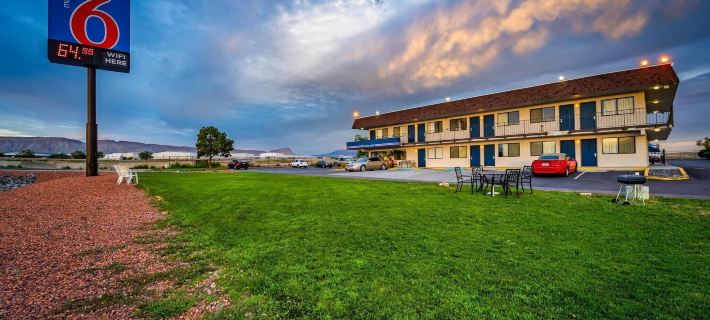 Motel 6 Grand Junction CO Отели в г. Меса