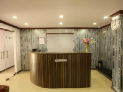 Motel la Grandeur Hotels in Mapusa