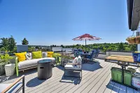 Canal & Mtn Views: Pet-Friendly Seattle Retreat