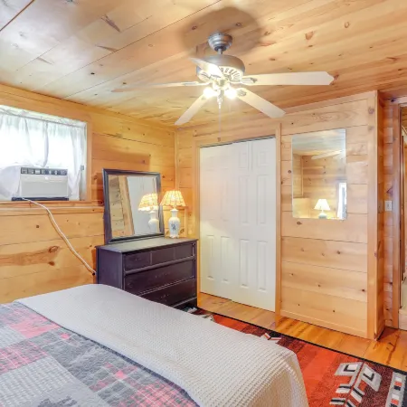 Mountain-View Cabin on Farm: 3 Mi to Town & Shops
