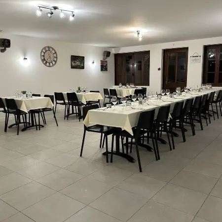 Comme Chez Soi