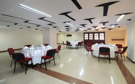 Hotel Windsor House Inn by Geh Suites Отели рядом с достопримечательностью «Carrera 7»