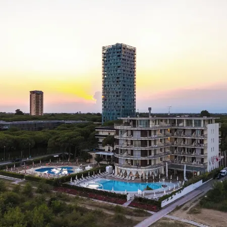 Jesolopalace Hotel & Aparthotel