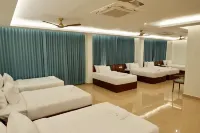 LE ROYALE PALACE