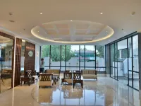 The Mudra Hotel Hotels near Thai Temple