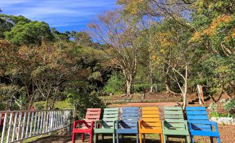 Prado Hill Holiday