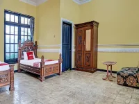 Spot on 91797 Mutiara Guest House Hotel a Kotabaru