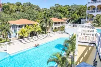 Splash Inn Dive Resort & Villas Hotels in West End