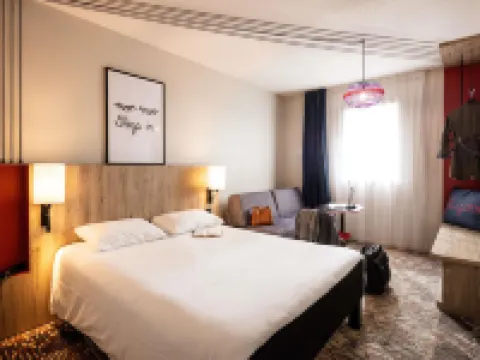 ไอบิส สไตล์ ตูลูส ลาวาร์