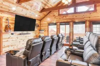 Boon by Avantstay 40-Guest Luxe Smokies Retreat