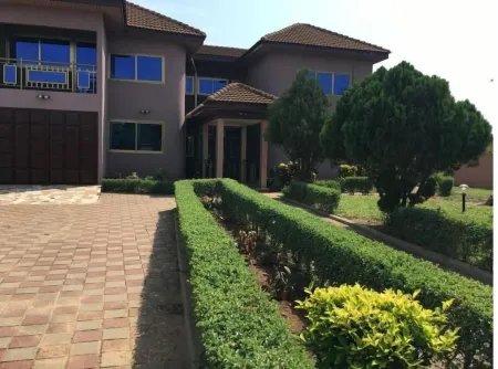 First Choice Guest House Отели рядом с достопримечательностью «Tema Cocoa Processing Company (CPC)»