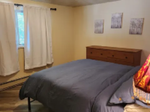 Spacious 3 bdrm home in quiet neighborhood in Quincy 플러머스 카운티 호텔