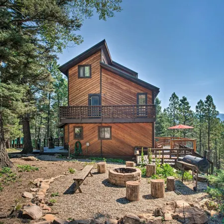 Hot Tub, Game Room: Spacious Angel Fire Retreat!