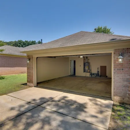 Shelby Farms Greenline Access Modern Cordova Home