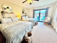 Private Beach Access, Steps to Ocean, Heated Pool, Garage, Beach towel/toy/chair