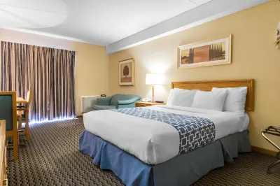 Econo Lodge Airport Quebec Hotels in 