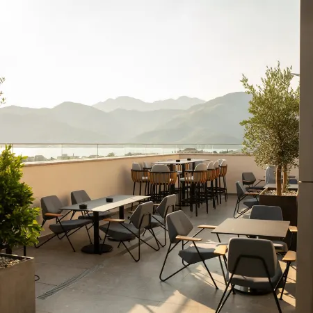 SIRO Porto Montenegro