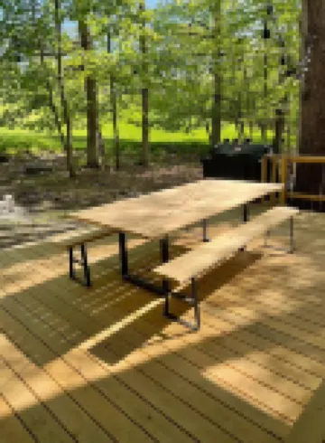 3-bedroom house in serene Saw Creek Estates with WiFi, AC, access to pools, lake