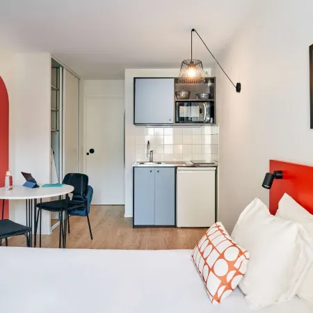 Aparthotel Adagio Access Paris Vanves Porte de Versailles Отели в г. Ванв