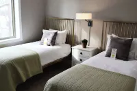 Luxury Suite with Kitchen