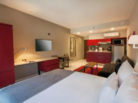 City Express Plus by Marriott Cabo San Lucas ロス・カボスのホテル