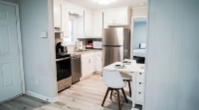 Durham Charm ~ Close to Duke & Dwntwn City Life!