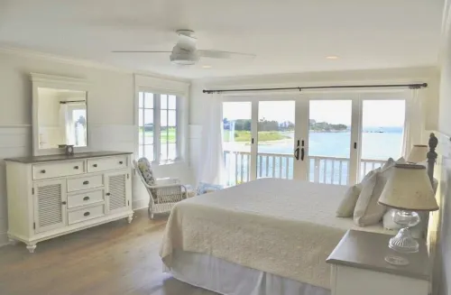 Spectacular Waterfront Cape Cod Home, Oceanfront And Beach,AC,Deck,Grill,Hot Tub