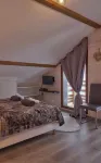 CHALET NEAR THE TRACKS AND LAKE GERARDMER