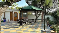 Dharm Resort Hotel di Mughalsarai Rly. Settlement
