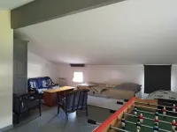 Ideal apartment near Bordeaux and amenities (shopping center, restaurants, cinema) Hotel di Sainte-Eulalie