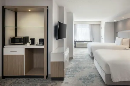 SpringHill Suites Midland Отели рядом с достопримечательностью «Meijer»